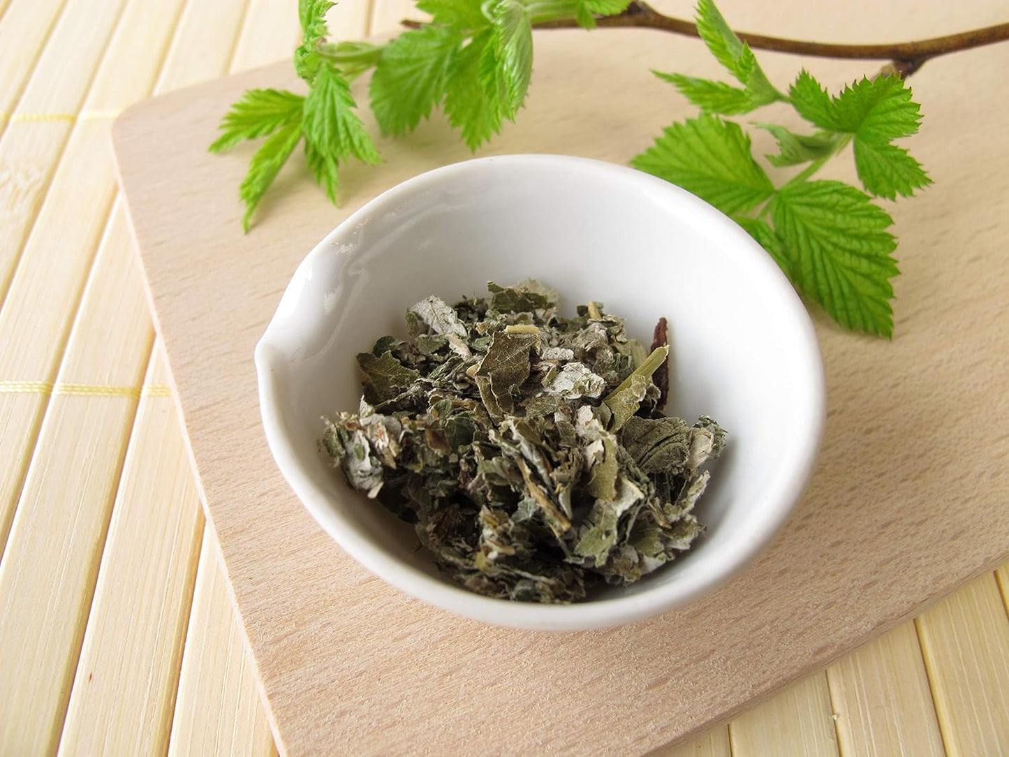 MagJo Naturals, Red Raspberry Leaf (16 Oz) Dried leaves, Wild-Harvest, herbal tea, Cut & Sifted, Packaged in USA, resealable bag