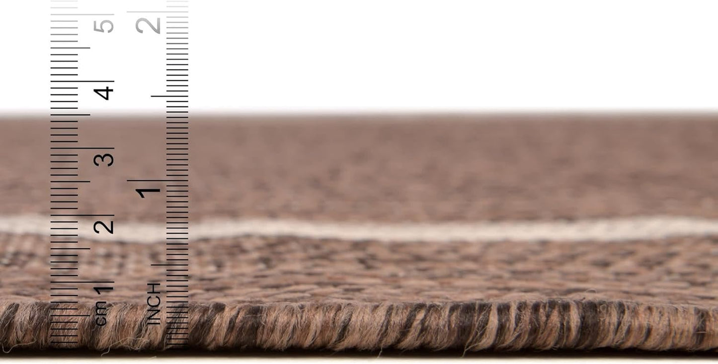 Unique Loom Outdoor Border Collection Area Rug - Soft Border (6' 1" x 9' Rectangle, Brown/ Ivory)