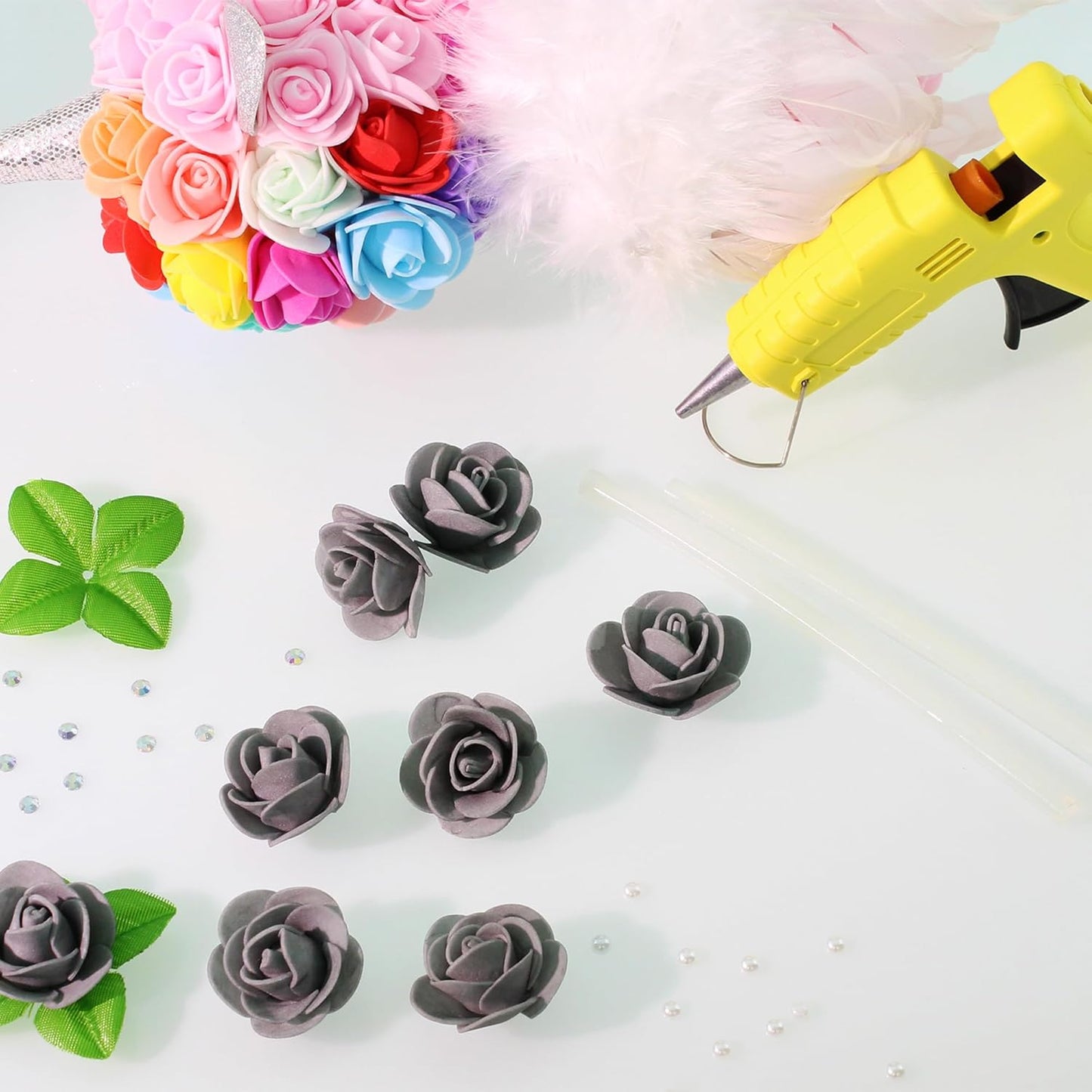 500 Pcs 1.4 Inch Mini Artificial Flowers Head Bulk 5 in 1 Set Faux Foam Fake Small Rose Tiny Baby Flores Bouquet Cake Gift Home Decoration DIY Craft (Gray)