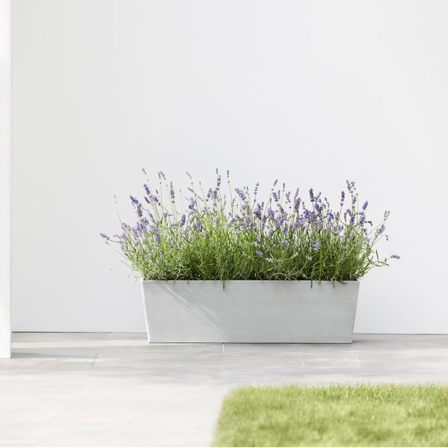 Ecopots Bruges Durable Modern Rectangular Indoor/Outdoor Recycled-Based Composite Flower Pot Planter, Pure White, 31.5"