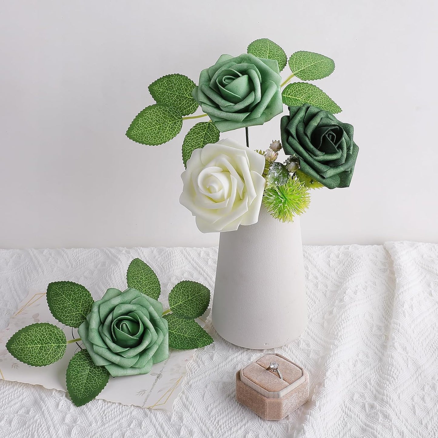 AmyHomie 25pcs Real Looking Artificial Shades of Forest Roses w/Stem for DIY Wedding Bouquets Centerpieces Arrangements Party Baby Shower Home Decorations