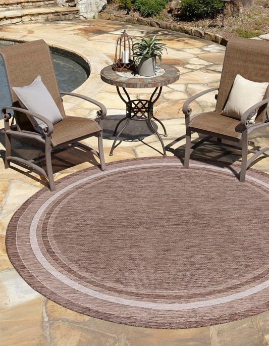 Unique Loom Outdoor Border Collection Area Rug - Soft Border (7' 10" Round Brown/Ivory)