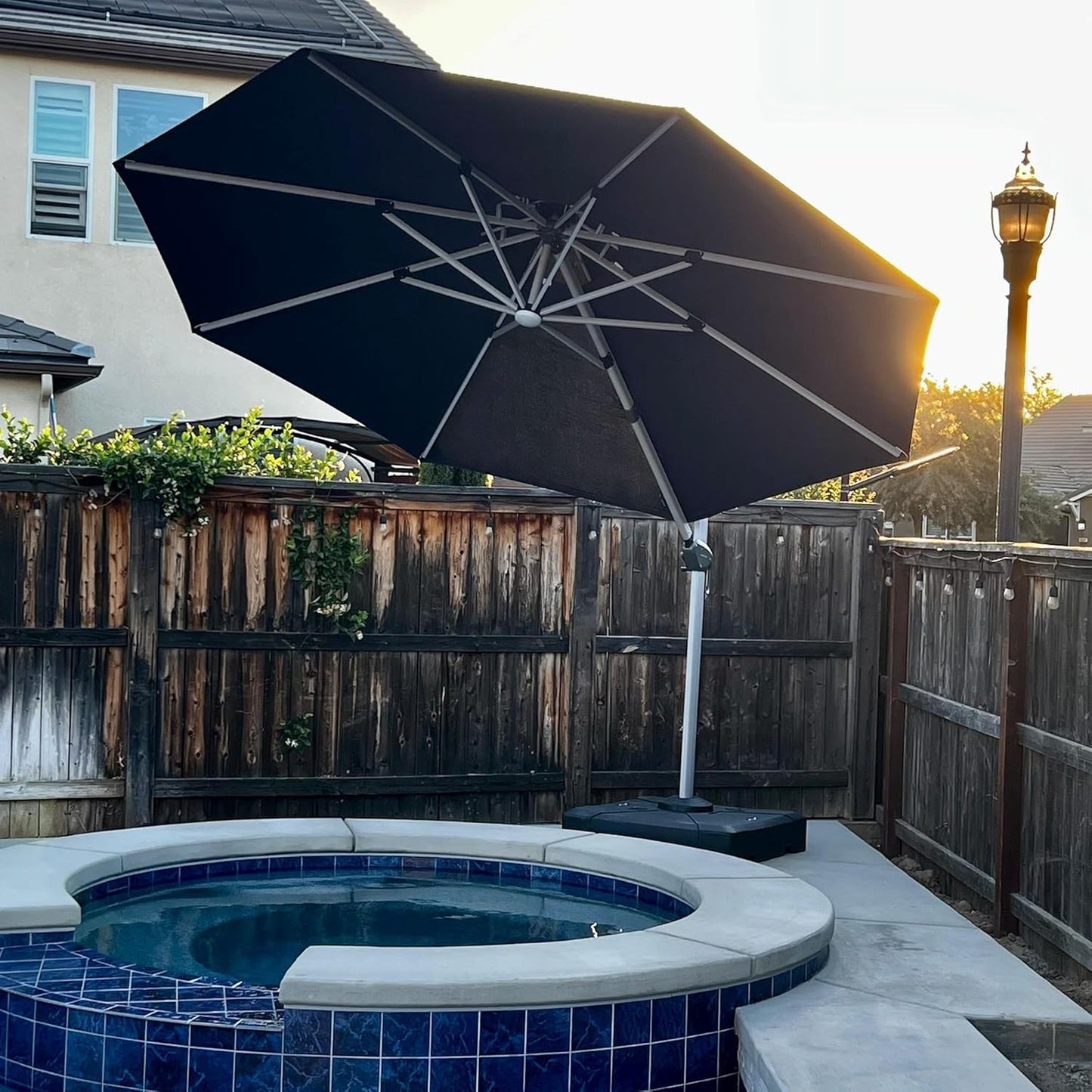 PURPLE LEAF 11ft Solar powered LED Patio Umbrella Outdoor Round Umbrellas Large Cantilever Umbrella with LED lights Windproof Offset Umbrellas Heavy Duty Sun Umbrella for Garden Deck Pool Patio, Grey