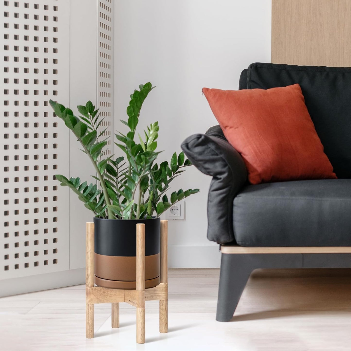 D'vine Dev Ceramic Planter with Natural Stand - 8 Inch Modern Round Flower Pot with Wood Planter Holder, Black/Speckled Tan, 55-B-N-7