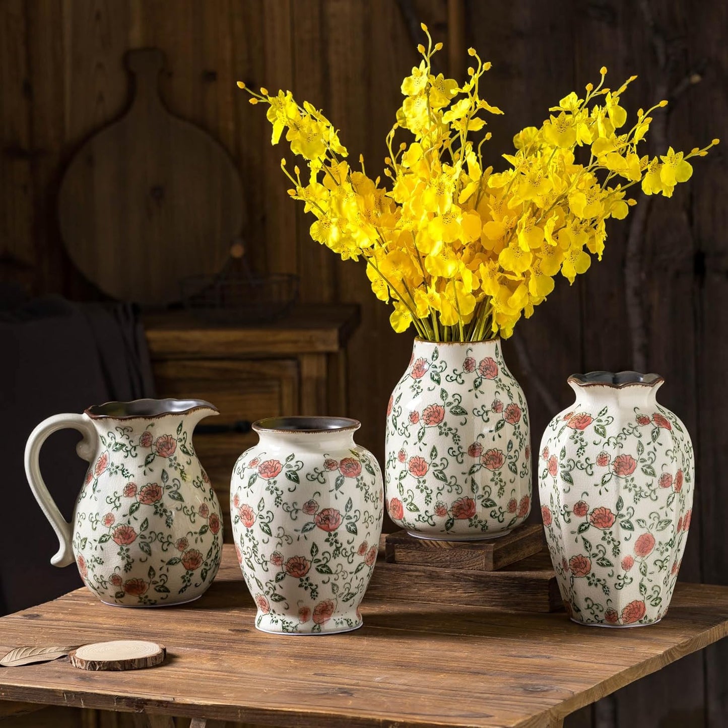 Green and Beige Vintage Round Vase, Red Rose Chinoiserie Floral Vase, Antique Decorative Ceramic Flower Vases for Bouquet, Home Decor, Living Room, Bookshelf, Office, Cottage Core Home Decor 8 Inch