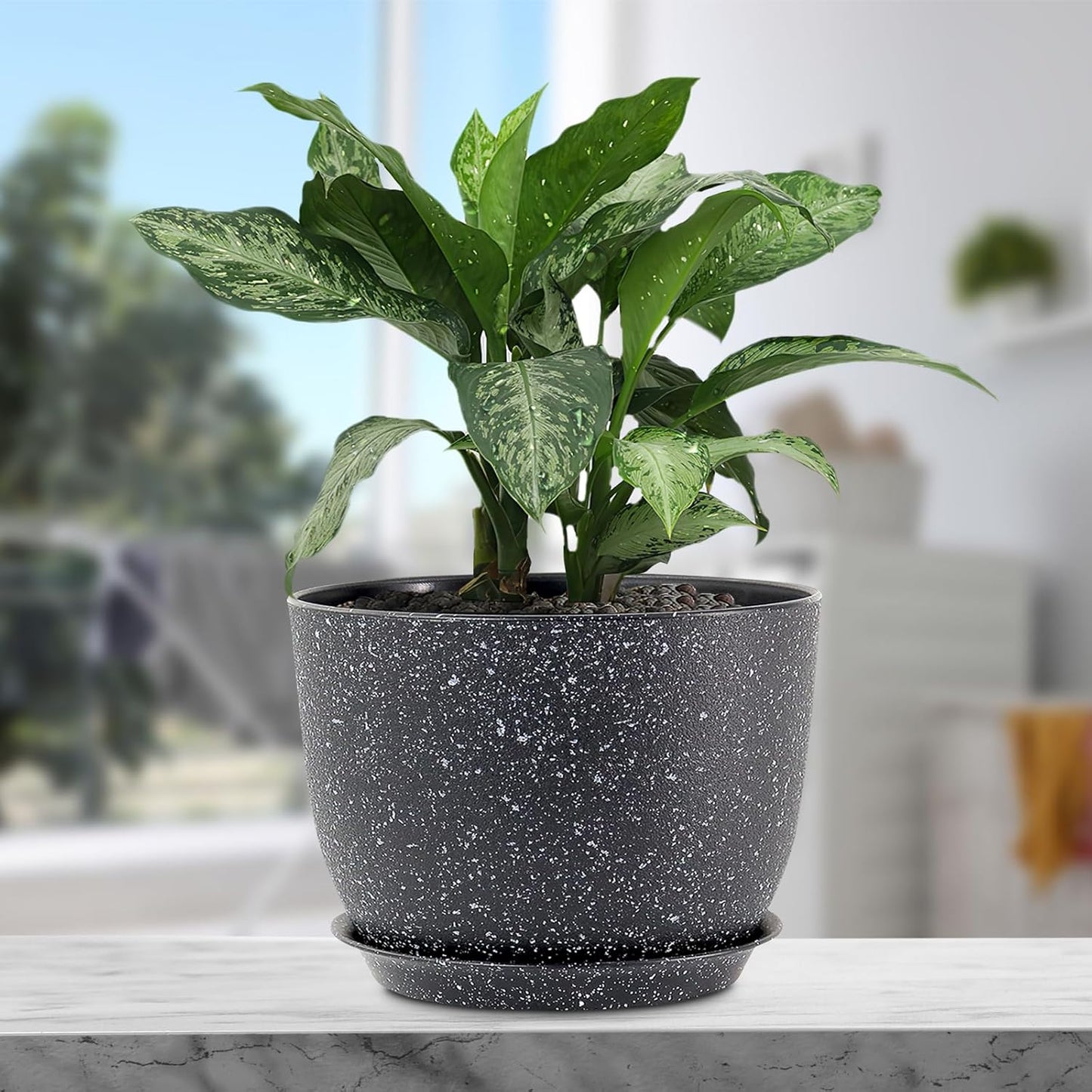 12 inch Big Plant Pots, Plastic Planters with Drainage Holes and Trays, Large Flower Pots for Indoor Outdoor Plants, Modern Decorative Pots for Garden House Plants, Speckled Black