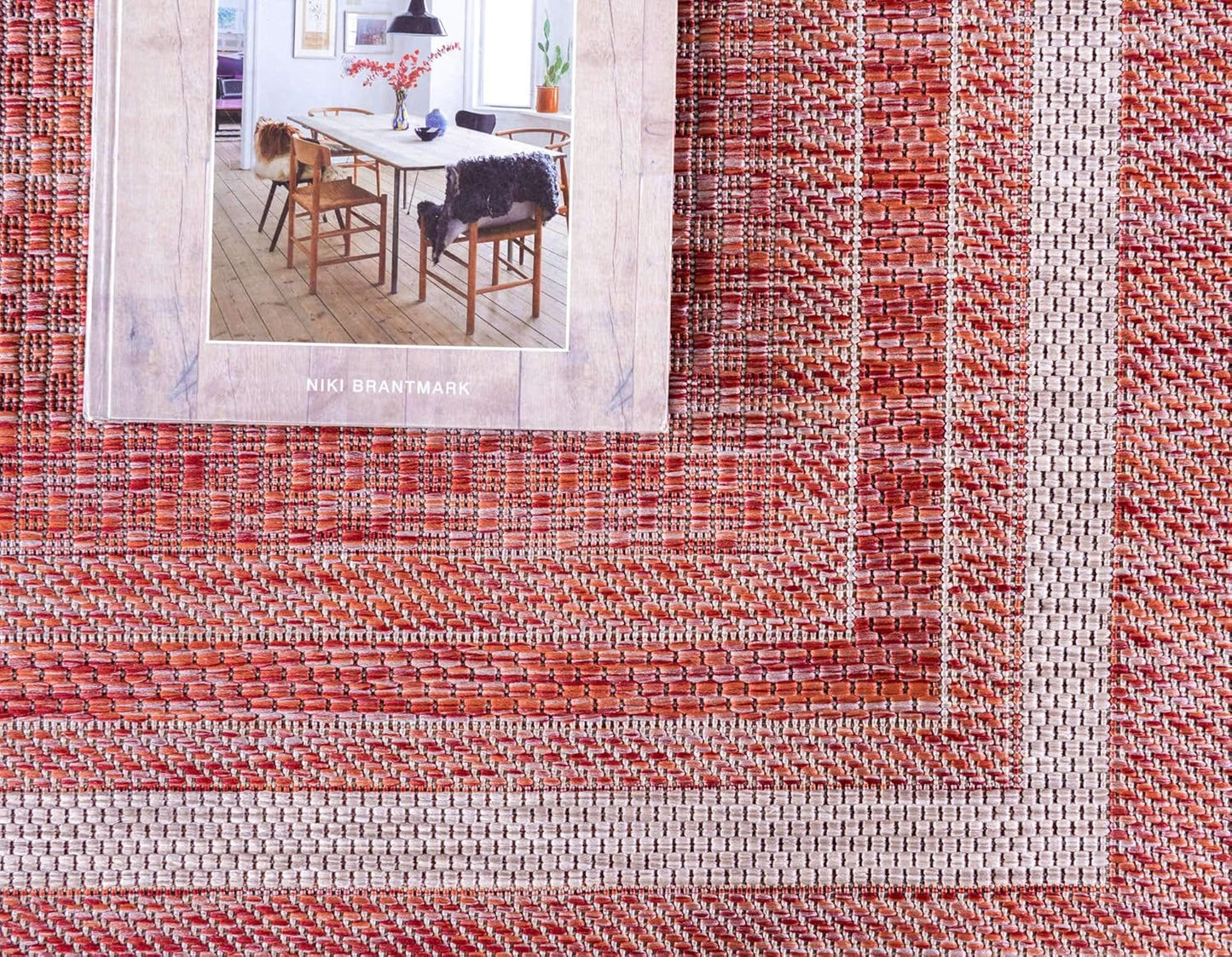 Unique Loom Outdoor Border Collection Area Rug - Soft Border (5' 3" x 8' Rectangle, Rust Red/ Ivory)