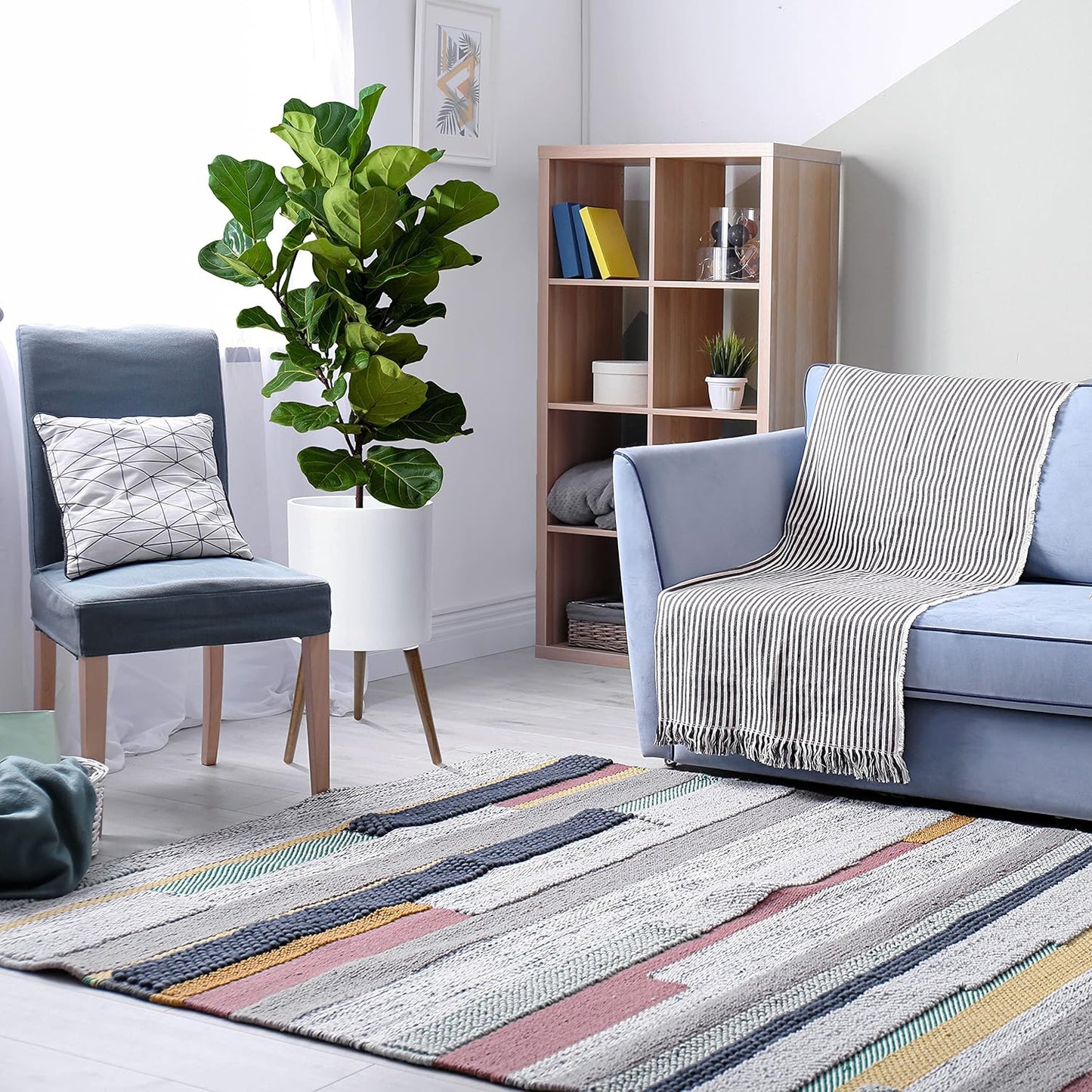 D'vine Dev 12 Inch Planter Pot with Stand, Mid-Century Tall Plant Pot with Legs for Indoor Plants, Large, White, 88-O-C-1