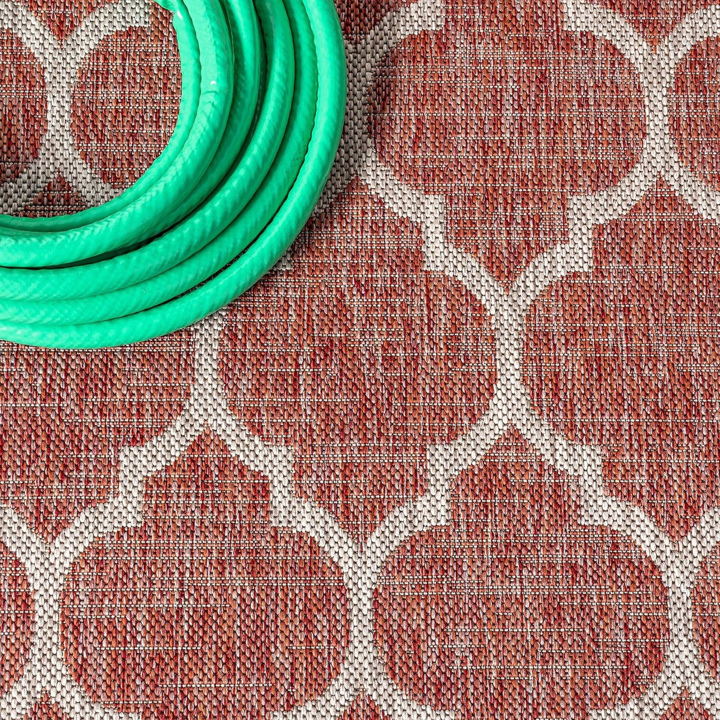 Eyely BMS109C-3SQ Santa Monica Trebol Moroccan Trellis Textured Weave, Pet Friendly, Non-Shedding, Stain Resistant, Easy-Cleaning, Red/Beige, 3' Square, Indoor/Outdoor, Area Rug